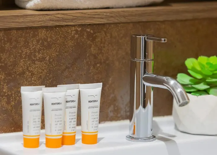 Modern With Air Conditioning And Parking Near The Pge Stadium In By Renters * Warsaw